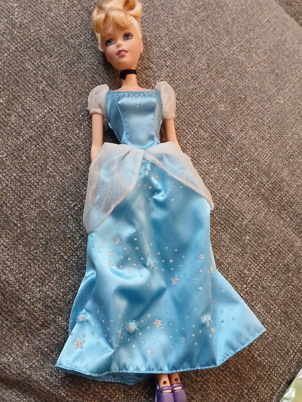 Disney Princess Cinderella Barbie Doll with Sparkle Gown. 2004.